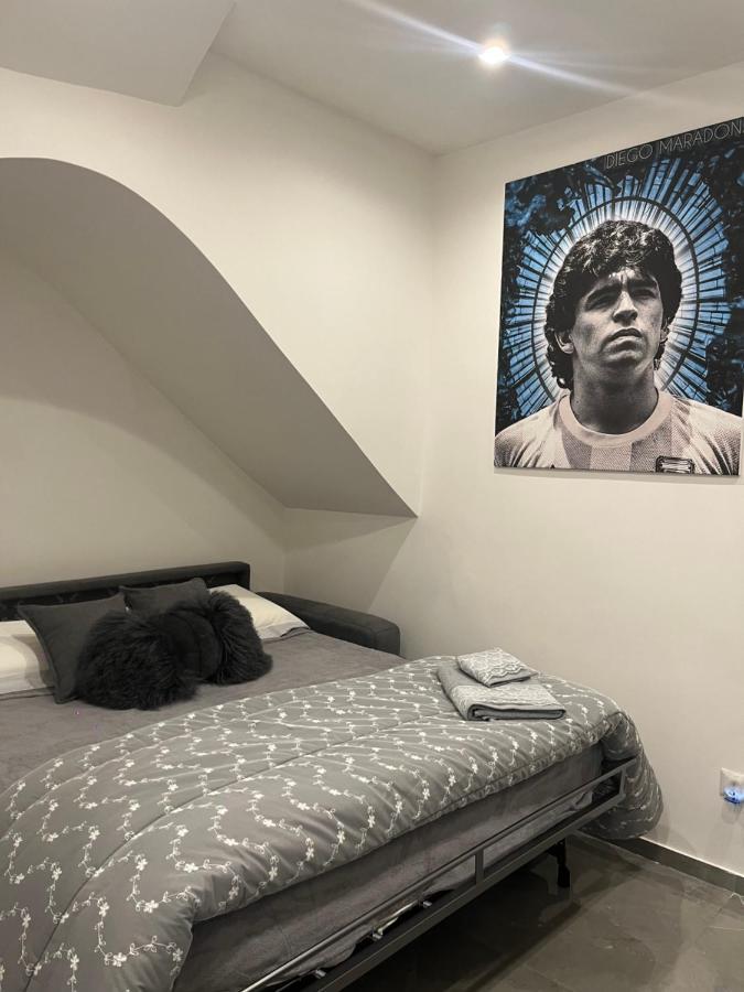 El Barrio De D10 Villa Наполи Екстериор снимка